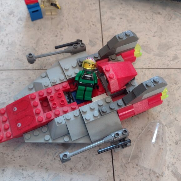Like new Lego Star Wars, A Wing Fighter, retired, w original box & instructions - Picture 6 of 9